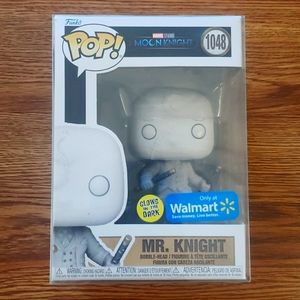MOON KNIGHT LIMITED EDITION FUNKO POP GLOW IN THE DARK.